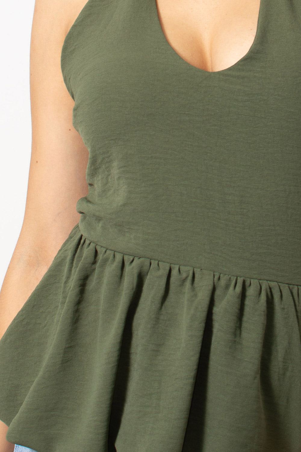 Τοπ halterneck peplum ελαστικό σε χακί