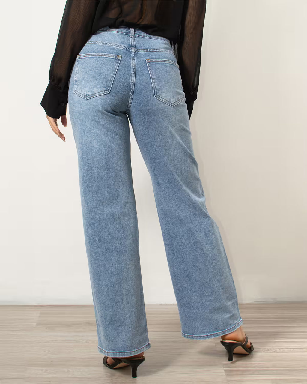 Τζιν παντελόνι με σταυρωτή μέση