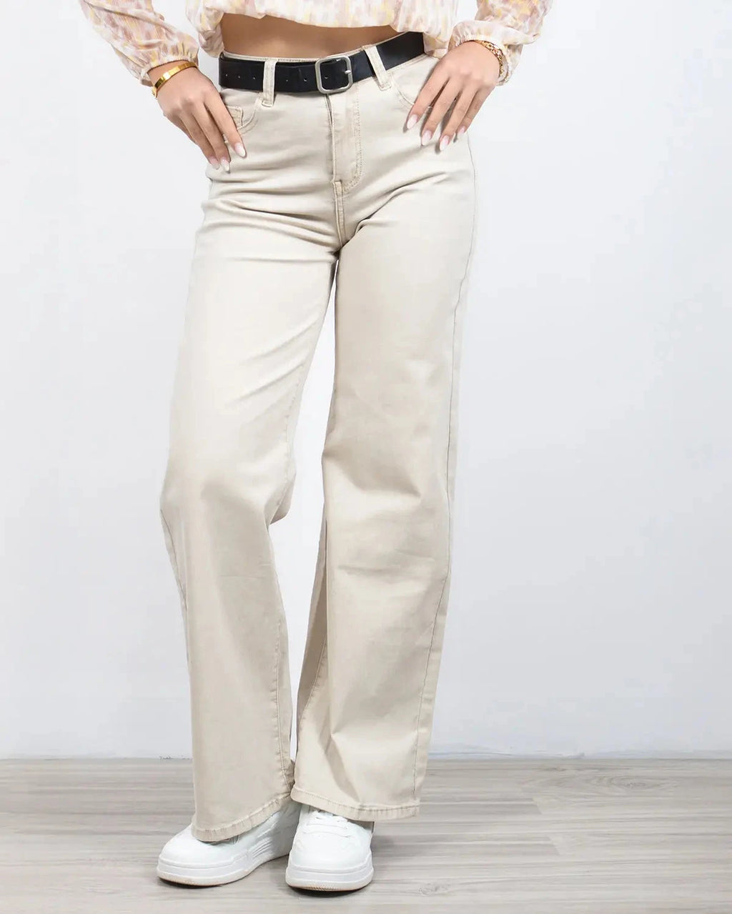 Παντελόνι ίσιο ψηλόμεσο σε κρεμ