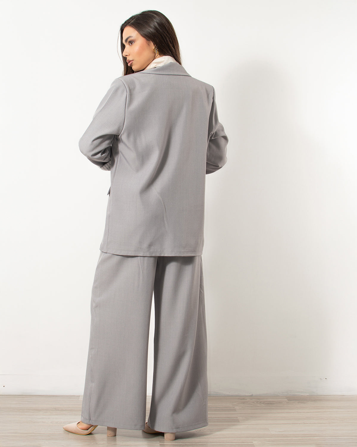 Γυναικείο ανοιξιάτικο σετ σακάκι παντελόνα one size σε γκρι χρώμα. Δωρεάν Μεταφορικά. Silla Jo