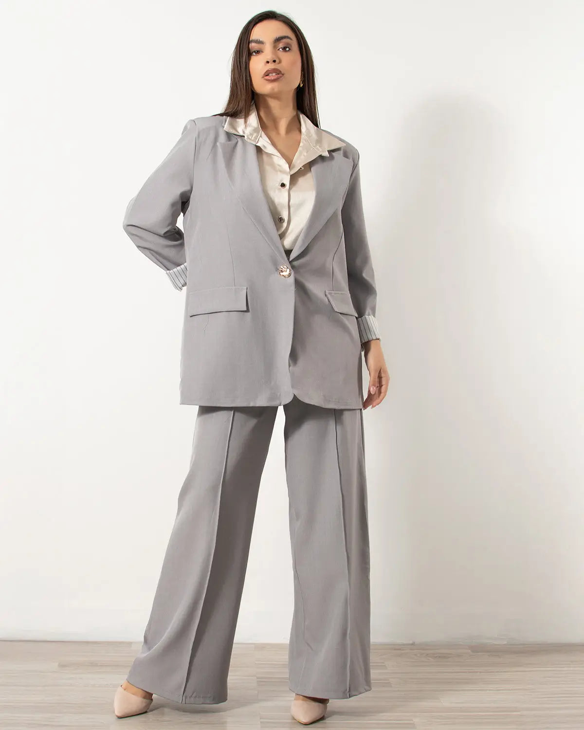 Γυναικείο ανοιξιάτικο σετ σακάκι παντελόνα one size σε γκρι χρώμα. Δωρεάν Μεταφορικά. Silla Jo