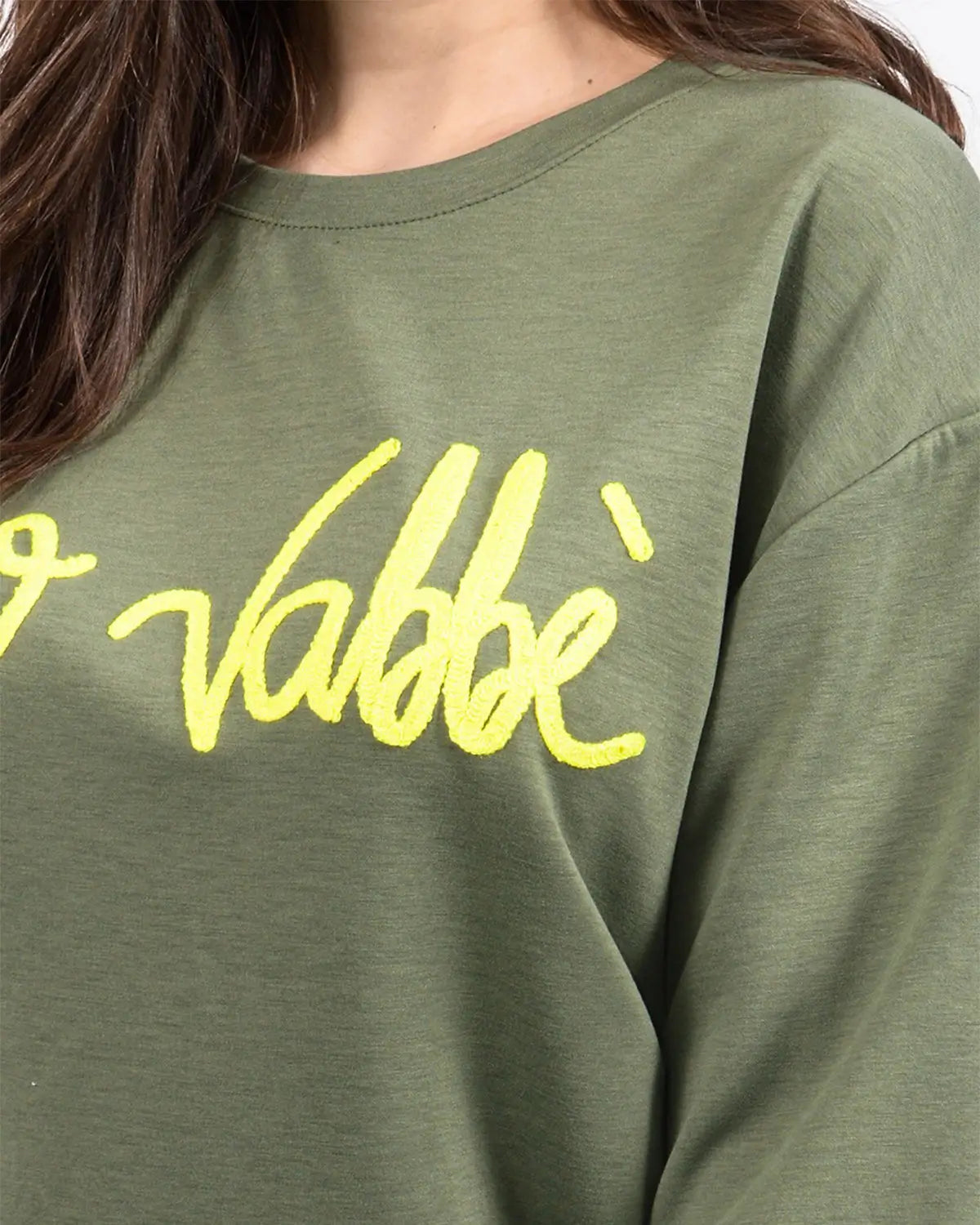 Γυναικείο ανοιξιάτικο φούτερ με κέντημα, σε χακί χρώμα. Δωρεάν Μεταφορικά. Silla Jo