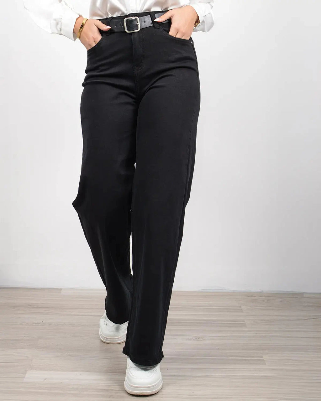 Παντελόνι ίσιο ψηλόμεσο σε μαύρο