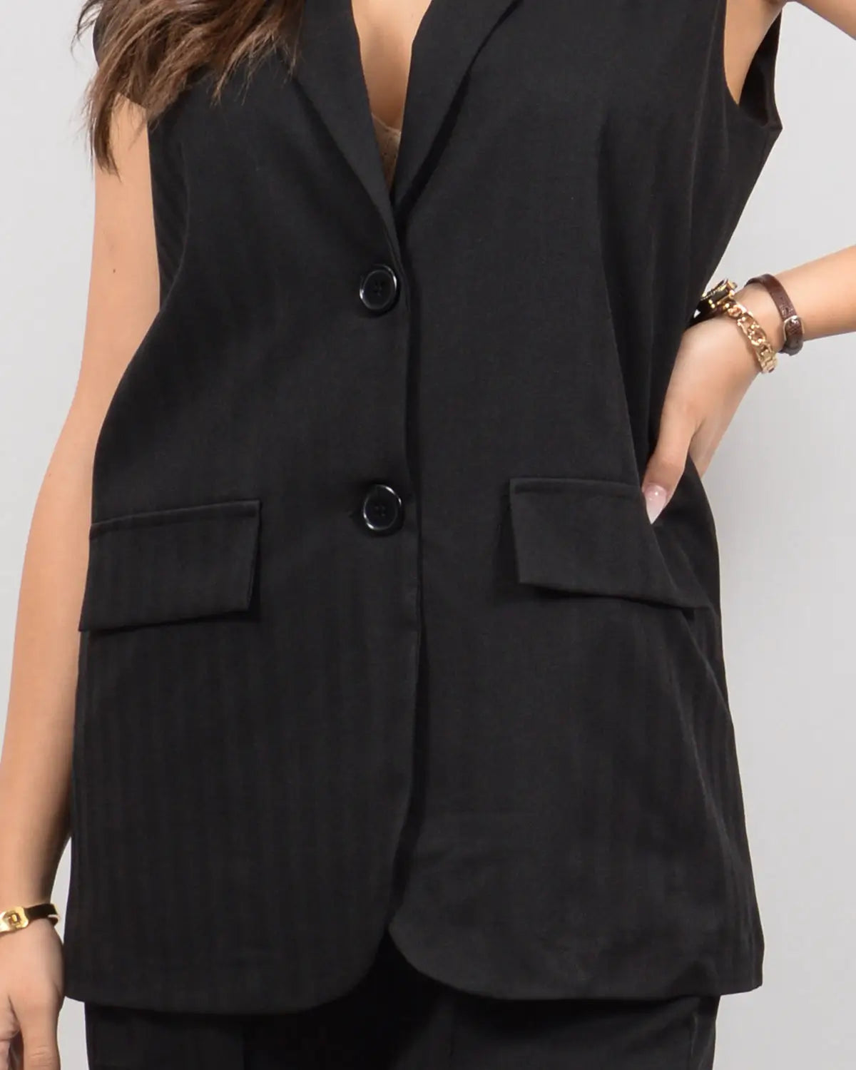 Γυναικείο σετ γιλέκο και παντελόνα σε μαύρο