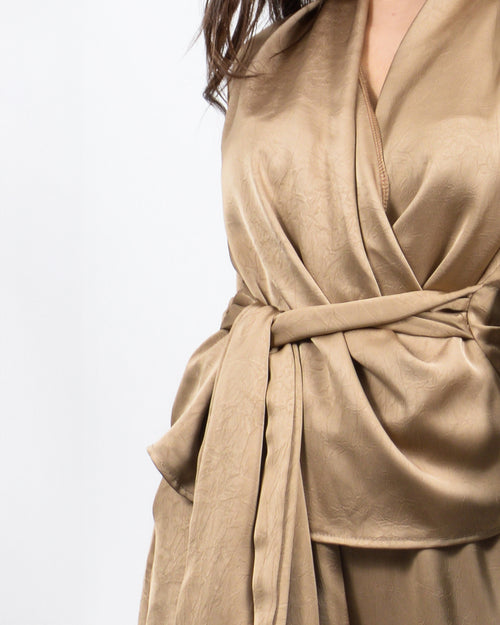 Co-ord σετ σατέν κρουαζέ σε μπεζ