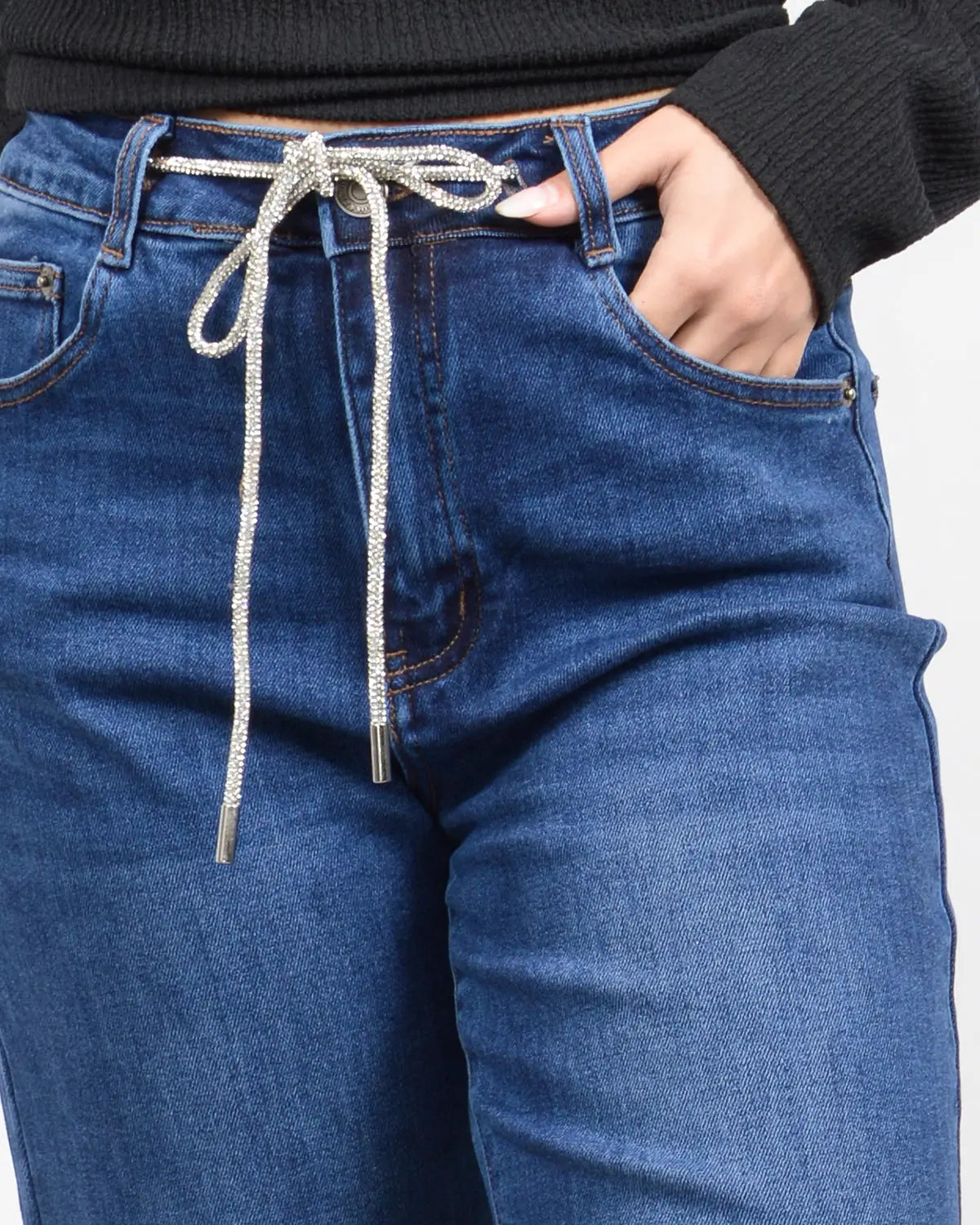 Γυναικείο τζιν wide leg ψηλόμεσο με κορδόνι, σε μεγάλα μεγάθη.