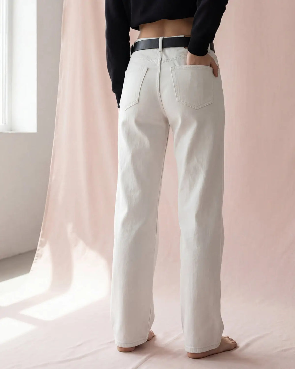 Τζιν παντελόνι wide leg σε λευκό με μαύρη ζώνη - Silla Jo - Δωρεάν Μεταφορικά